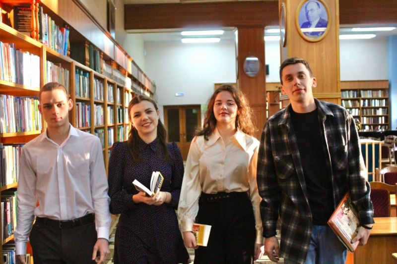 Книги для ребят из детских домов собирают студенты крымского университета