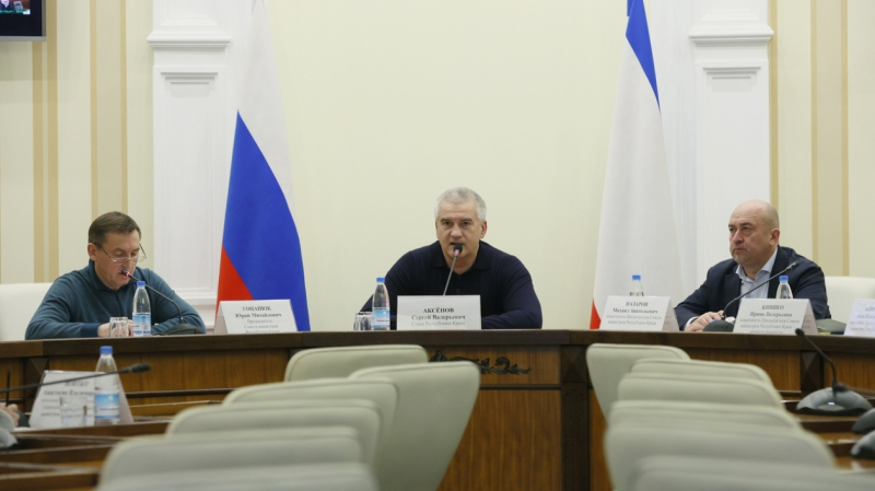 Увольнением и выговором чиновников обернулось неисполнение поручений главы Крыма