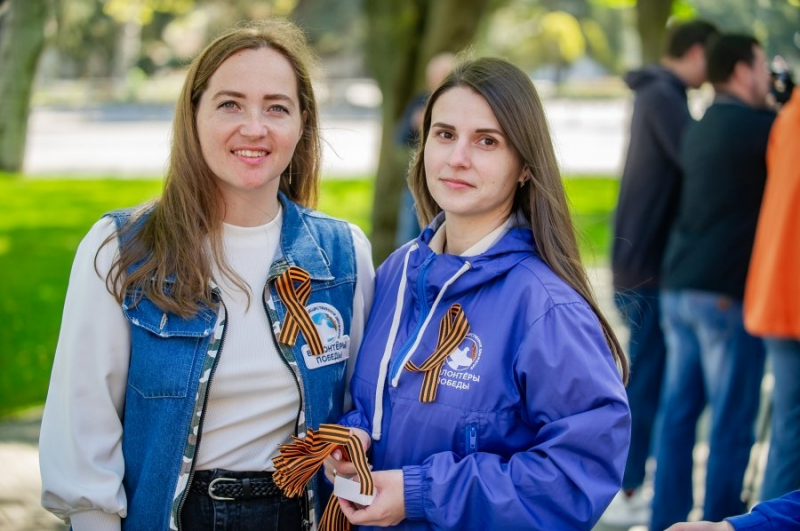 100 тысяч георгиевских ленточек раздадут до Дня Победы в Севастополе