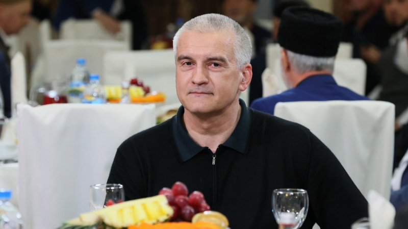 Глава Крыма принял участие в коллективном ифтаре
