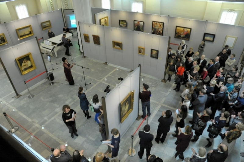 Более 80 картин приморских художников представят на аукционе в поддержку СВО 22 мая