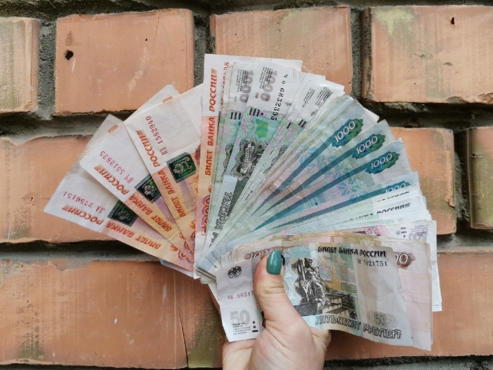 Бухгалтера подозревают в хищении 13 млн рублей у работодателя в Ялте