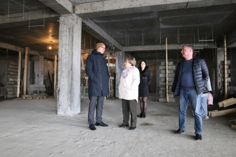 Ирина Унтилова: Строительство дополнительного корпуса 40-й школы идет по плану