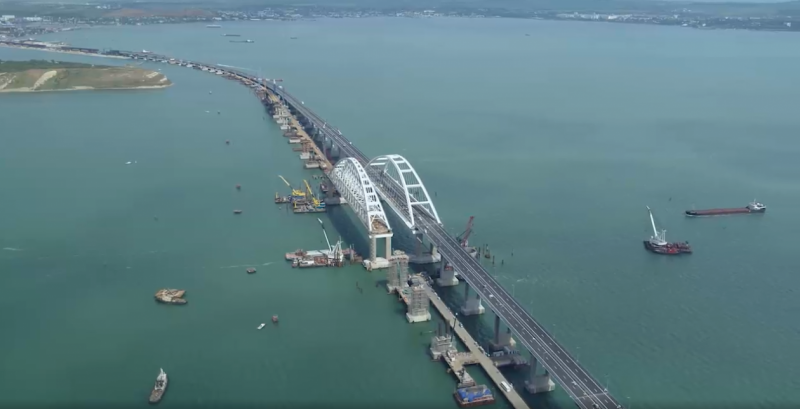Крымский мост сегодня отмечает первый юбилей