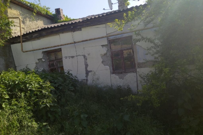 Опасные аварийные дома требует снести прокуратура в Феодосии