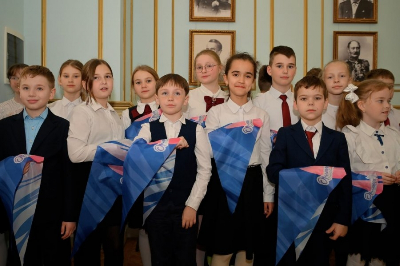 "Орлятами России" стали 450 школьников из Севастополя