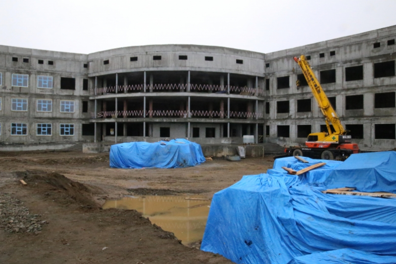 Ирина Унтилова: Строительство дополнительного корпуса 40-й школы идет по плану