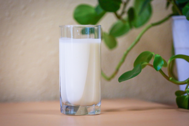 Молочные продукты неизвестного происхождения поступили в соцучреждения Крыма