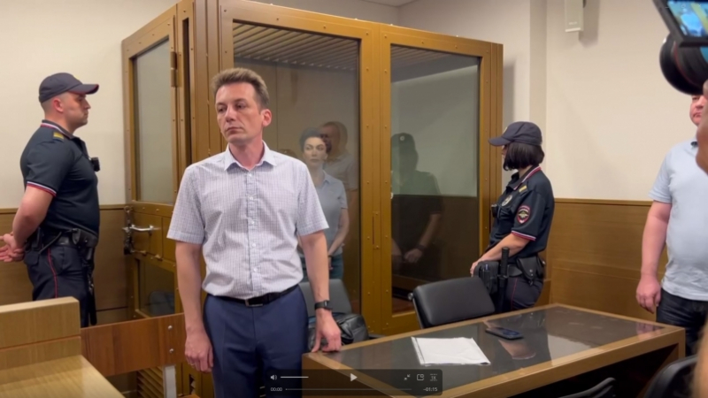 Экс-министра культуры Крыма приговорили к 10 годам колонии за получение взятки