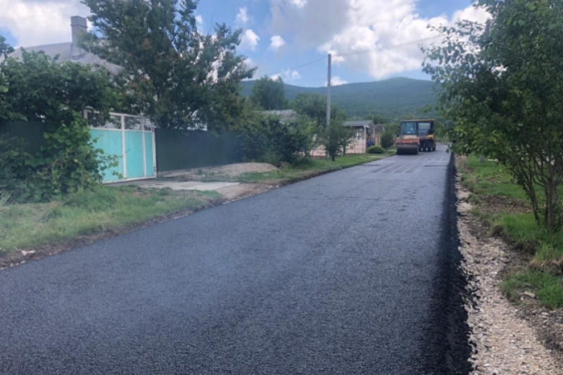 Сельские дороги в семи населенных пунктах отремонтируют в Севастополе