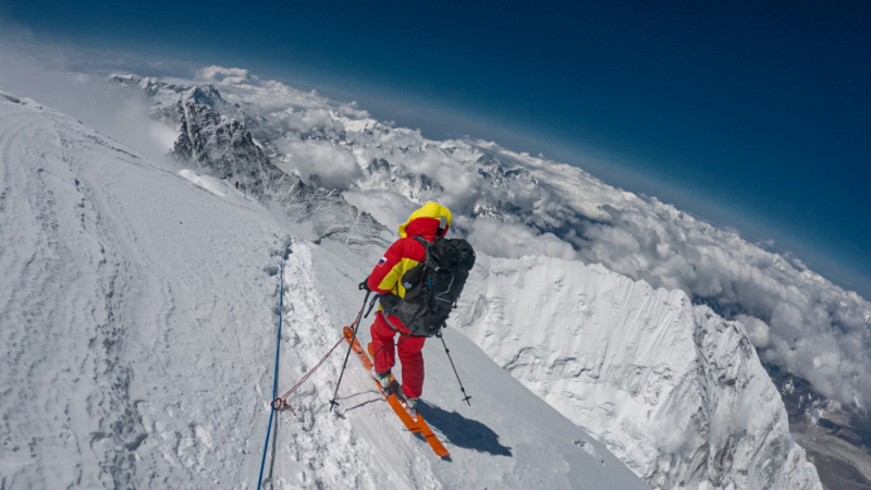 Виталий Лазо: С вершины Эвереста я позвонил домой и спустился на лыжах (ФОТО)