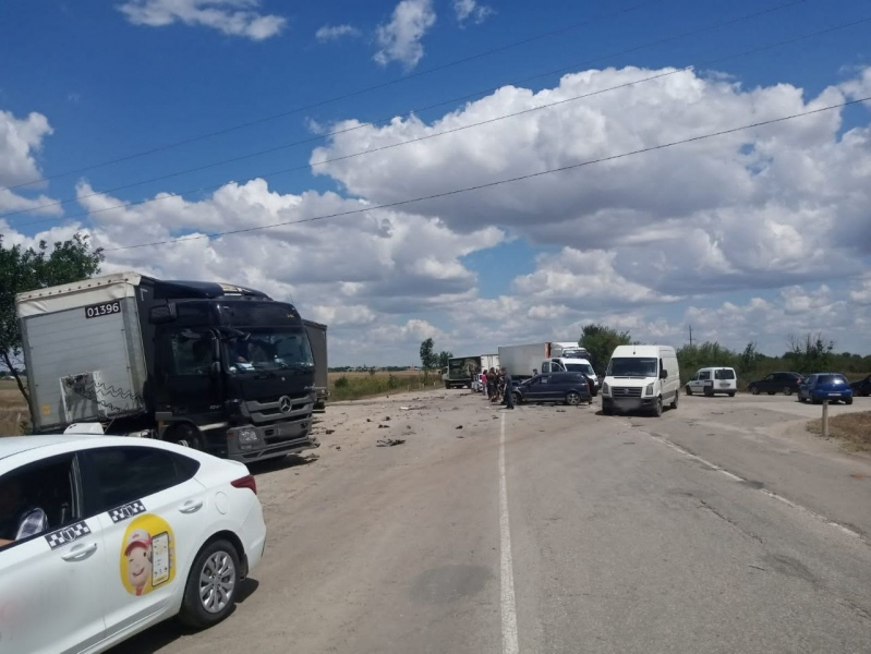 Водитель и пассажир получили травмы в ДТП в Красногвардейском районе Крыма
