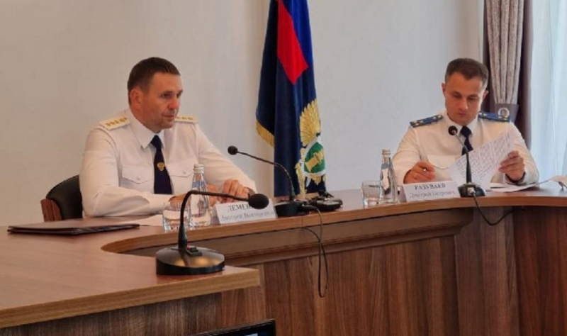 Заместитель Генерального прокурора Российской Федерации Дмитрий Демешин провел личный прием граждан в Магаданской области