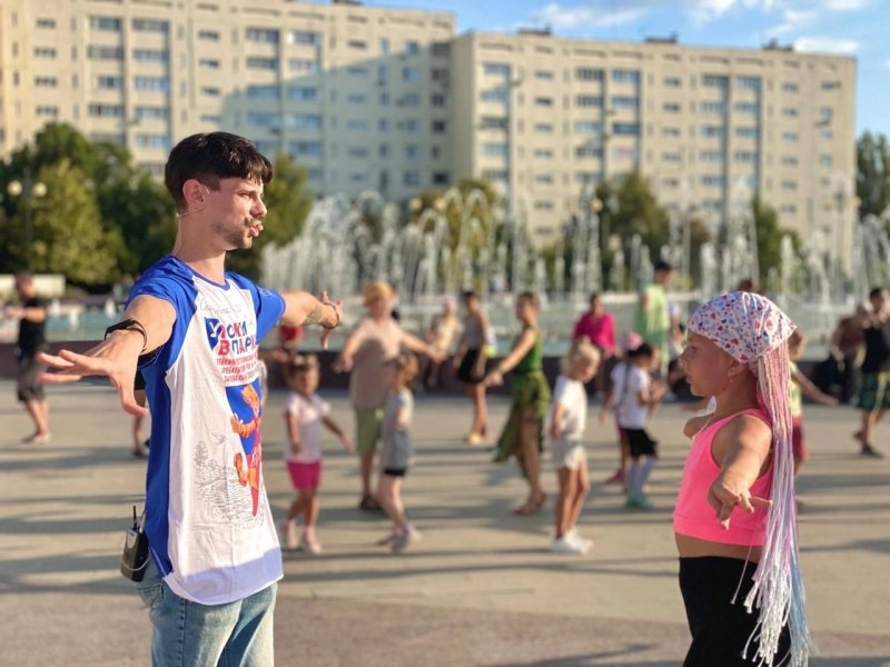 Более 1,4 тысячи человек участвовали в проекте "Уроки в парках" в Севастополе