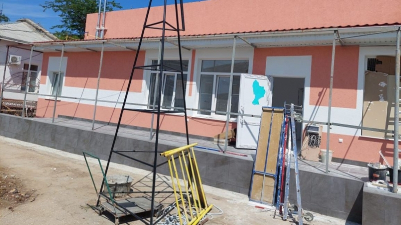 Министр культуры Крыма осмотрела ход ремонта театра юного зрителя в Евпатории