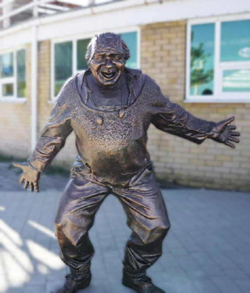 Пепелац без гравицапы - на Кубани появился памятник герою фильма "Кин-дза-дза"