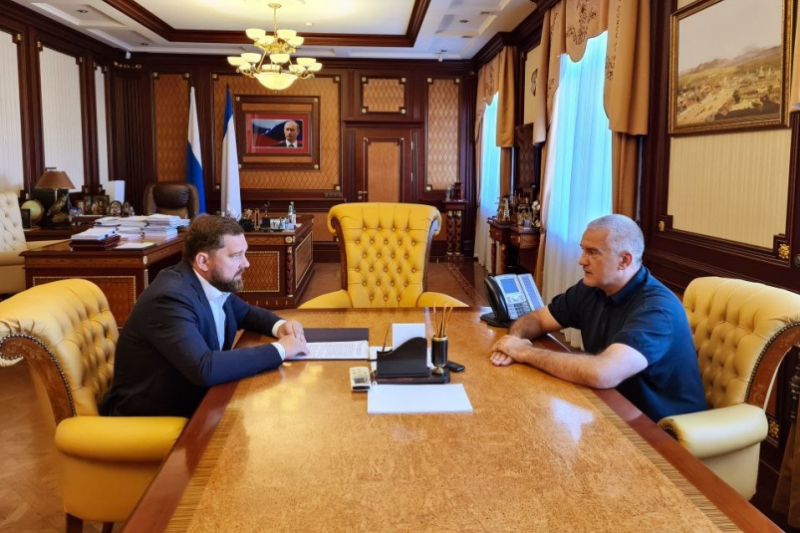 Сергей Аксенов встретился с руководителем Федерального агентства по делам национальностей