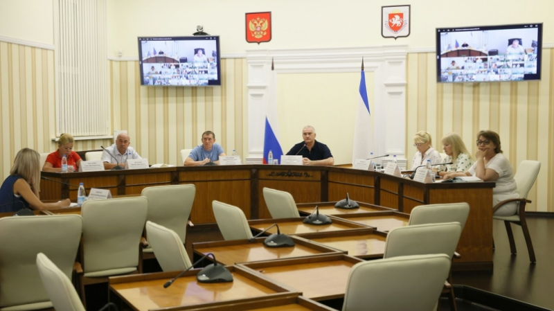Выговоры за неисполнение поручений объявят ряду глав администраций сел Крыма