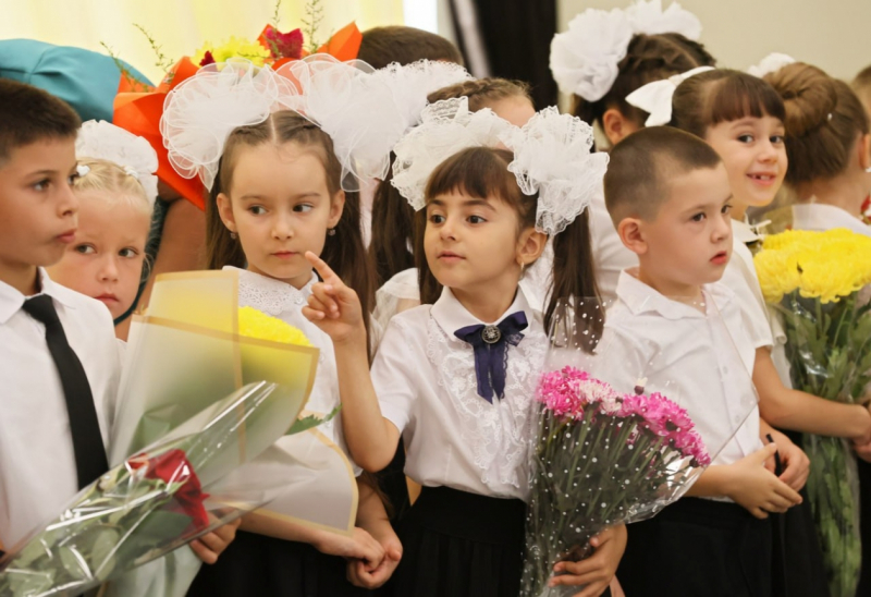 Новую школу в Симферопольском районе открыл Сергей Аксенов