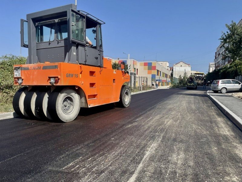 Ремонт дороги к детскому саду "Акварель" могут завершить раньше срока в Севастополе