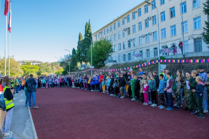 26 севастопольских семей приняли участие в мероприятии "Мама, папа, я – туристская семья!"
