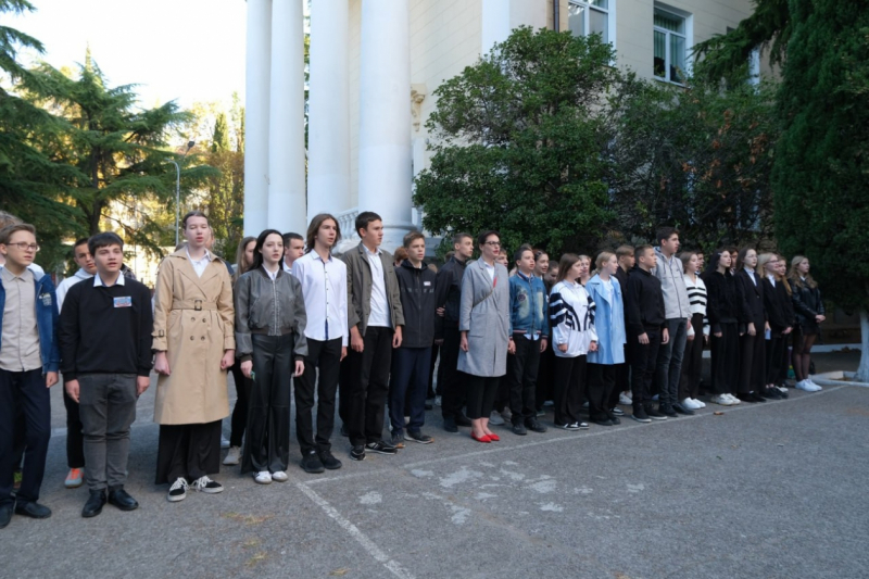 Сбор макулатуры в поддержку бойцов СВО объявили в Ялте