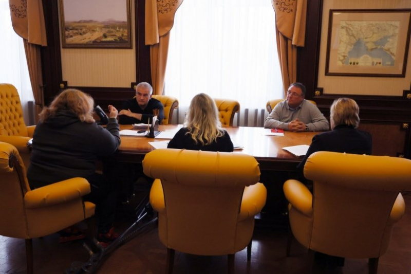 Глава Крыма Сергей Аксёнов встретился с министром спорта республики Ольгой Торубаровой