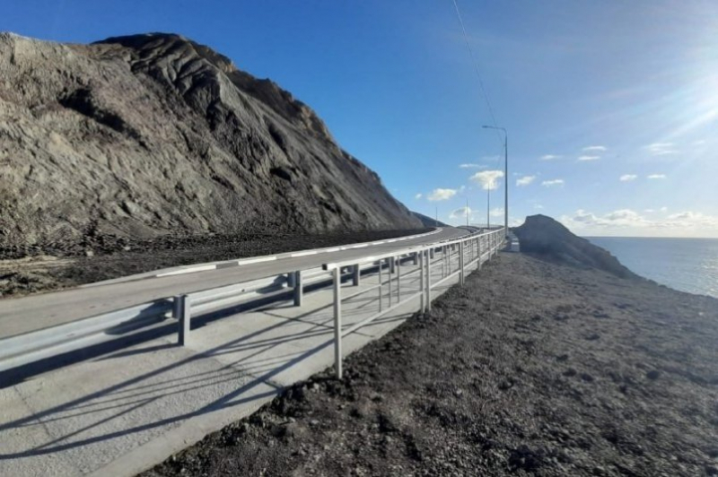 Завершается строительство сооружений инженерной защиты дороги в пгт Орджоникидзе