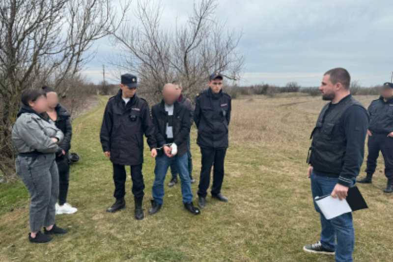 Сбросил потерявшего сознание мужчину после драки в канал житель Крыма