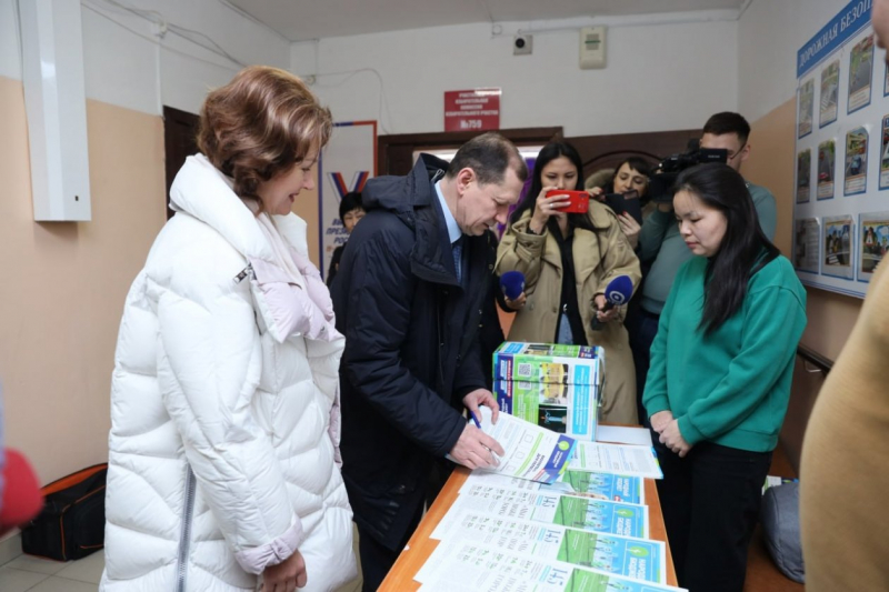 Мэр Улан-Удэ проголосовал на выборах президента России