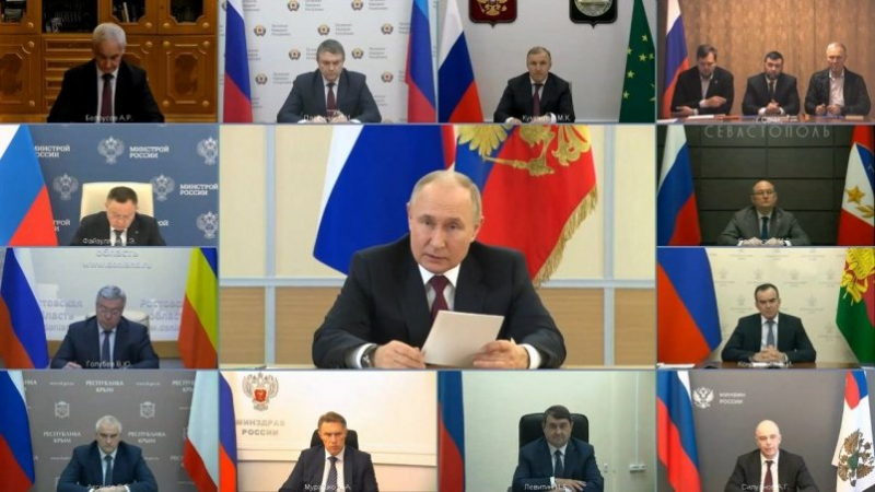 В совещании по развитию Юга России при президенте принял участие глава Крыма